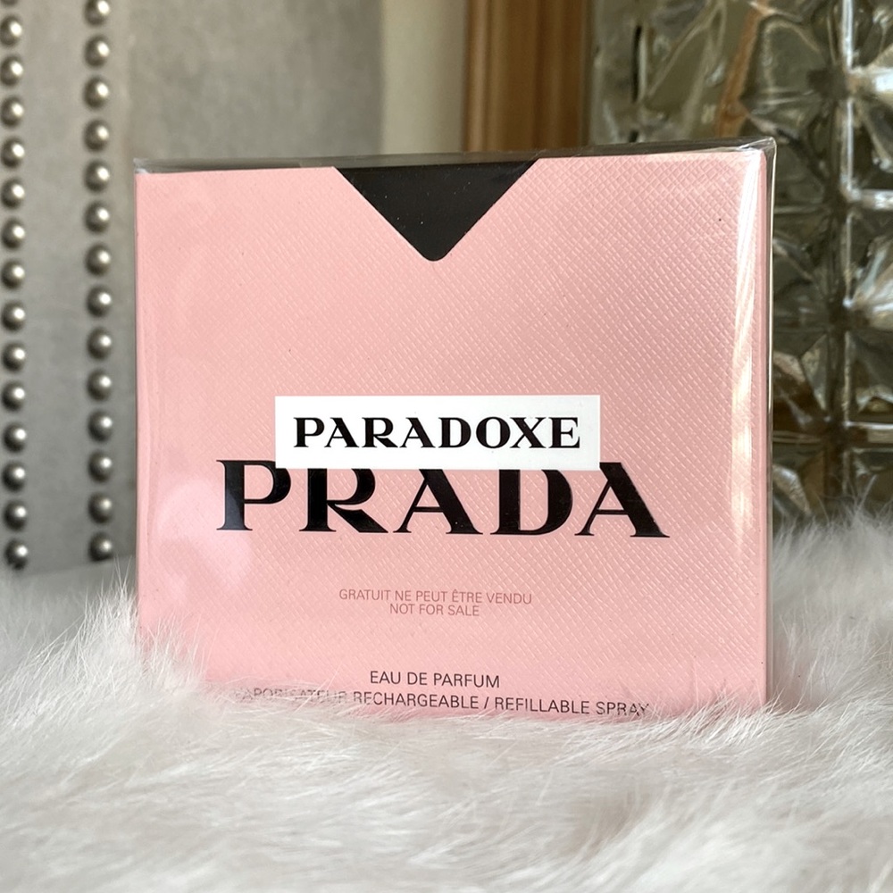 Prada Paradoxe